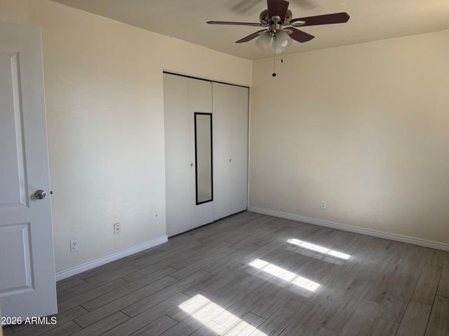 6943 E LATHAM Street, Scottsdale, AZ 85257