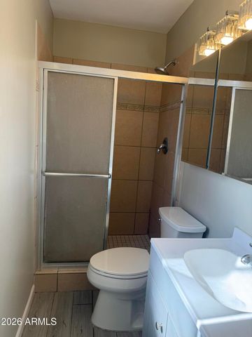 6943 E LATHAM Street, Scottsdale, AZ 85257