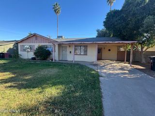 6943 E LATHAM Street, Scottsdale, AZ 85257