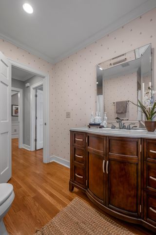 325 Kingsway Drive, Lexington, KY 40502