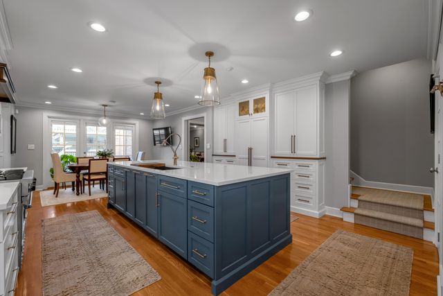 325 Kingsway Drive, Lexington, KY 40502