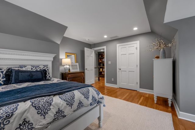 325 Kingsway Drive, Lexington, KY 40502