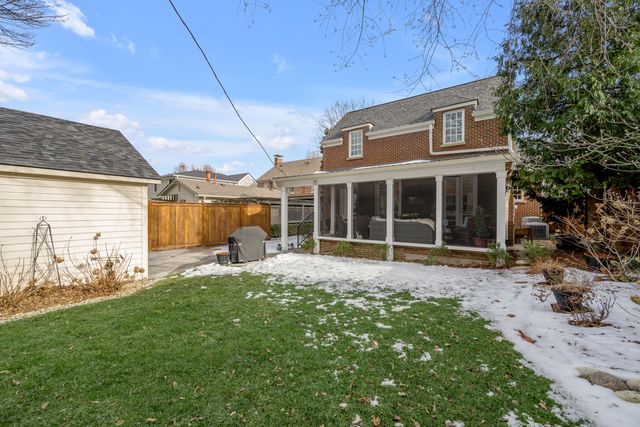 325 Kingsway Drive, Lexington, KY 40502