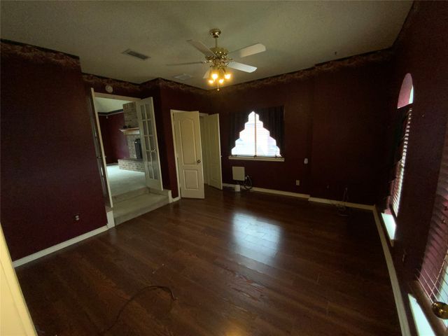 2851 Timber Hill Drive, Grapevine, TX 76051