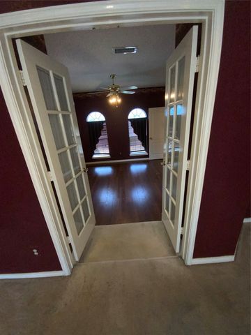 2851 Timber Hill Drive, Grapevine, TX 76051