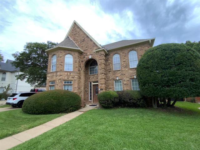 2851 Timber Hill Drive, Grapevine, TX 76051