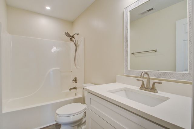 1664 Pierpont Avenue, Charleston, SC 29414