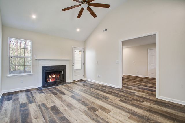 1664 Pierpont Avenue, Charleston, SC 29414