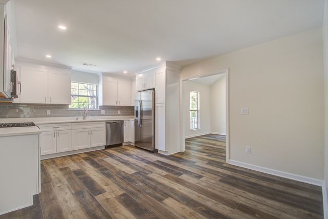 1664 Pierpont Avenue, Charleston, SC 29414