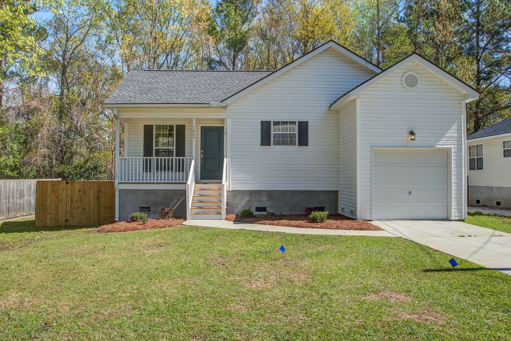 1664 Pierpont Avenue, Charleston, SC 29414