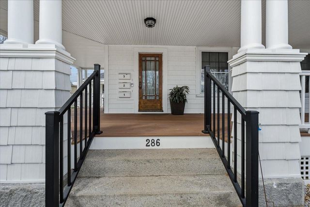 286 Coolidge Ave Apt 2, Manchester, NH 03102