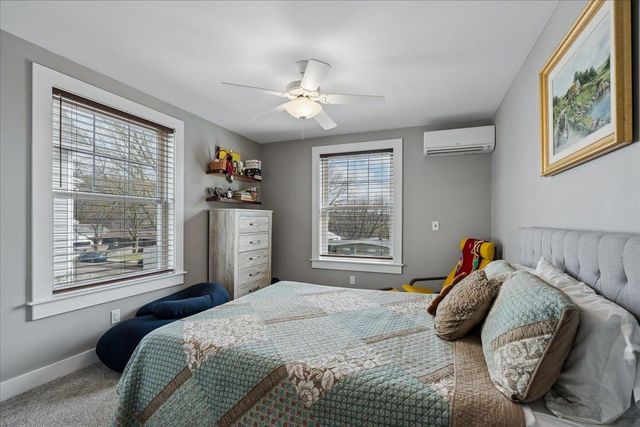 286 Coolidge Ave Apt 2, Manchester, NH 03102