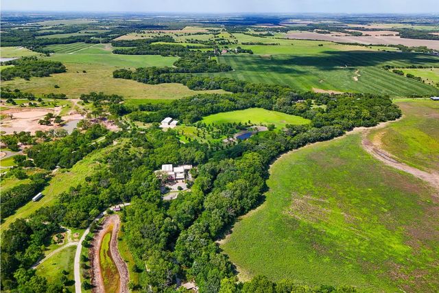 9716 SW Hwy 54, Augusta, KS 67010