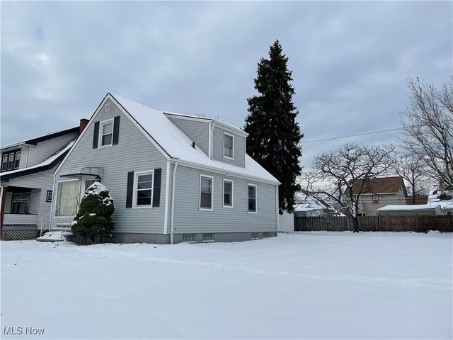 13713 Christine Avenue, Garfield Heights, OH 44105