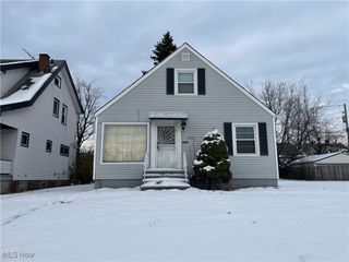 13713 Christine Avenue, Garfield Heights, OH 44105