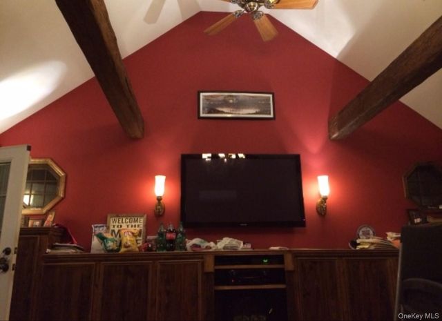 21 Masem Court, Medford, NY 11763