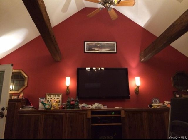 21 Masem Court, Medford, NY 11763