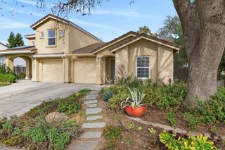 5537 Marden St, Davis, CA 95618