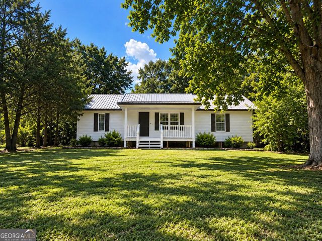 2392 Hancock Drive, Social Circle, GA 30025