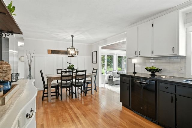 109 Yarmouth Street, Longmeadow, MA 01106