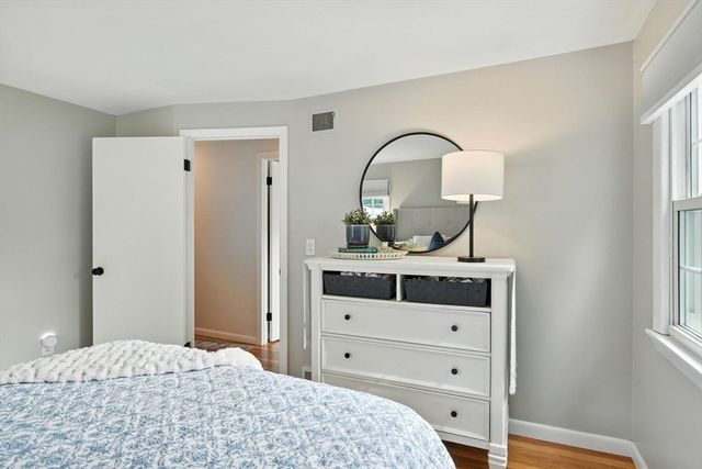 109 Yarmouth Street, Longmeadow, MA 01106