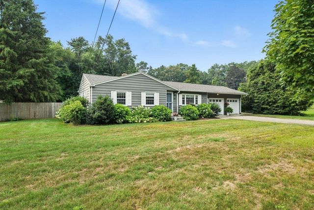 109 Yarmouth Street, Longmeadow, MA 01106