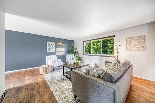 1109 S Union Rd, Spokane, WA 99206