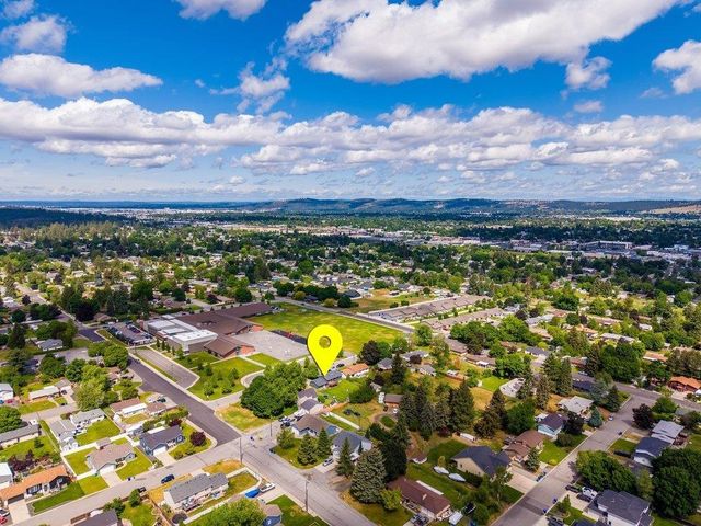 1109 S Union Rd, Spokane, WA 99206