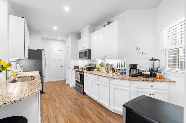 300 Gilchrist St, Spring Hill, TN 37174