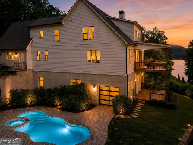 10 Peninsula Way, Dawsonville, GA 30534