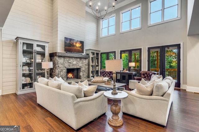 10 Peninsula Way, Dawsonville, GA 30534