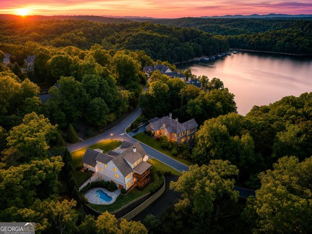 10 Peninsula Way, Dawsonville, GA 30534