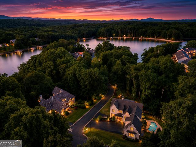 10 Peninsula Way, Dawsonville, GA 30534