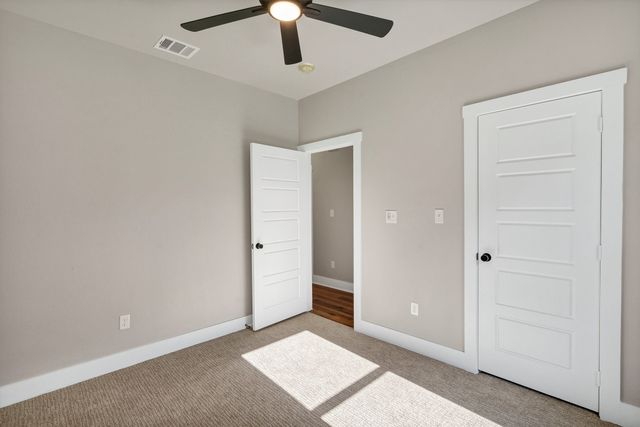 805 Branding Iron Trail, Granbury, TX 76049