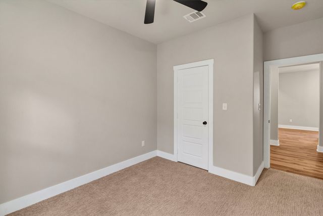 805 Branding Iron Trail, Granbury, TX 76049