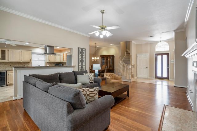 9631 Bavaria Drive, Houston, TX 77070