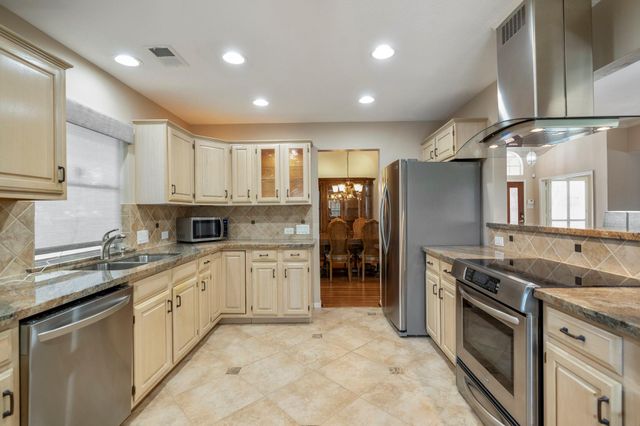 9631 Bavaria Drive, Houston, TX 77070