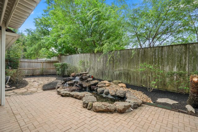 9631 Bavaria Drive, Houston, TX 77070