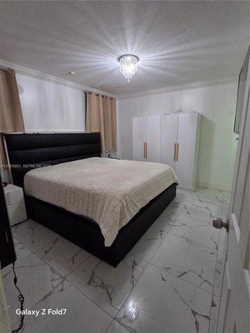 16884 SW 109th Court, Miami, FL 33157