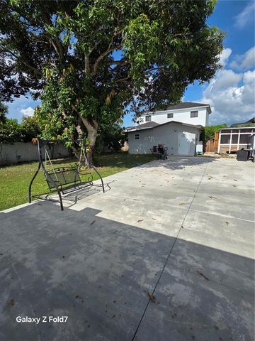 16884 SW 109th Court, Miami, FL 33157