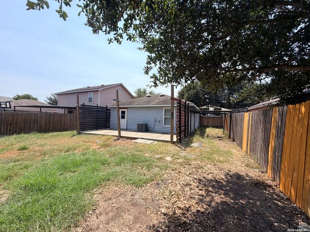 6131 LAKE VICTORIA ST, San Antonio, TX 78222