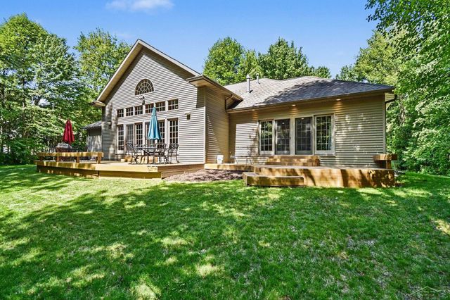 2628 Brownwood Trail, Midland, MI 48642