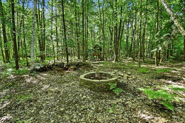 2628 Brownwood Trail, Midland, MI 48642