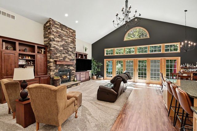 2628 Brownwood Trail, Midland, MI 48642