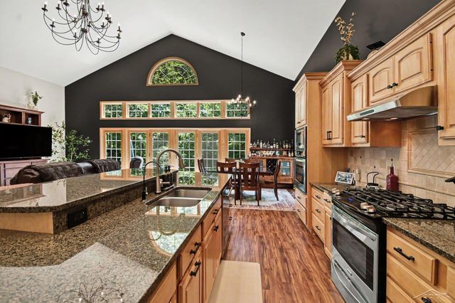 2628 Brownwood Trail, Midland, MI 48642