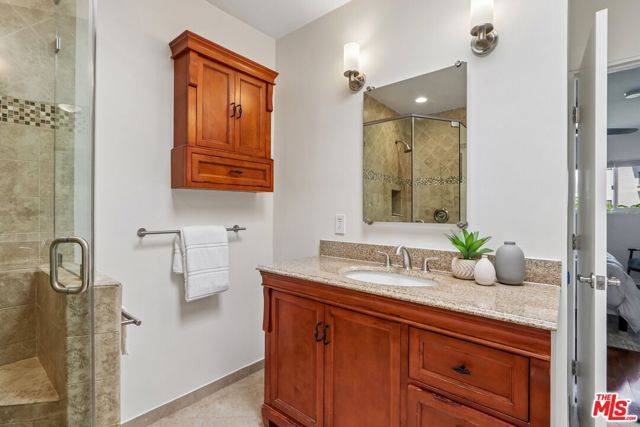 10600 Eastborne Avenue 9, Los Angeles, CA 90024