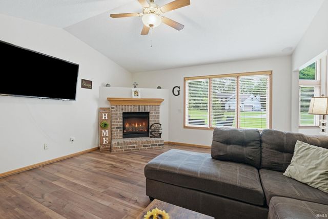 4223 Three Oaks Drive, Fort Wayne, IN 46809