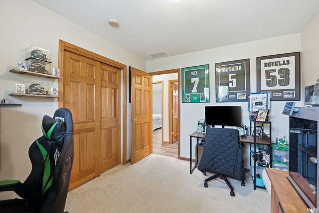 4223 Three Oaks Drive, Fort Wayne, IN 46809