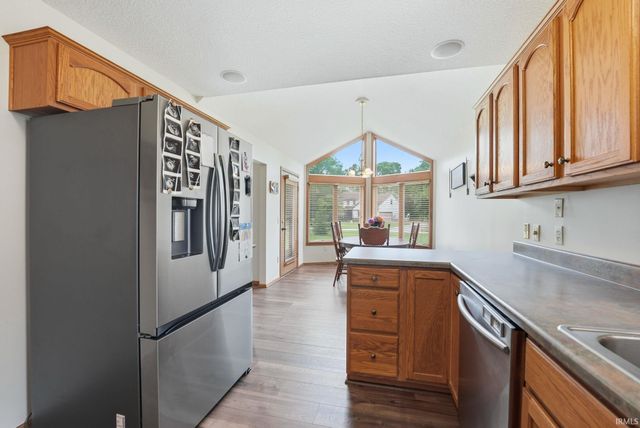 4223 Three Oaks Drive, Fort Wayne, IN 46809