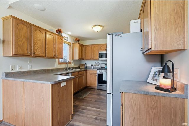 4223 Three Oaks Drive, Fort Wayne, IN 46809
